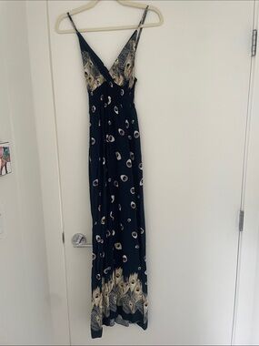 Black Peacock Feather Print Maxi Dress with V-Neck